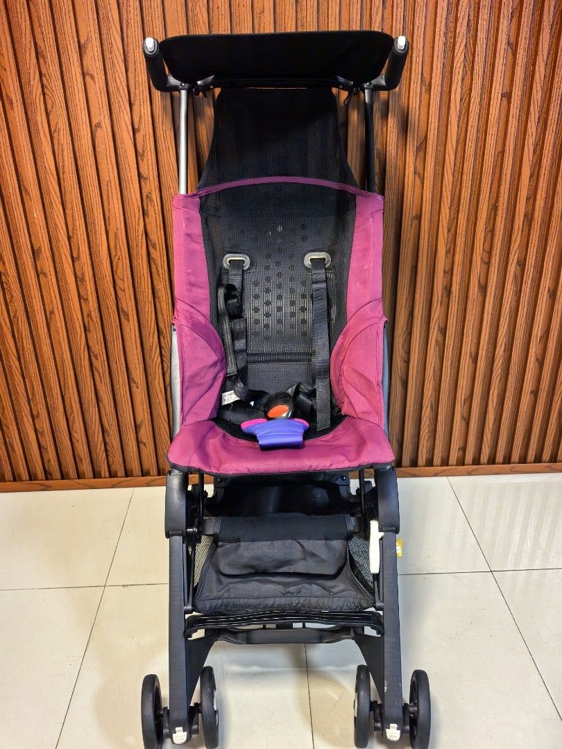 Gb pockit stroller (Category: Strollers) located in Manila. Submitted by miradoming32070 (Listing ID 1470966254, Image 2). Description: Gb pockit stroller 🩷 ➡️ For toddler ➡️ Lightweight ➡️ Cabin approved ➡️ Approved any airlines cabin Excellent condition Loc :bagumbong caloocan.