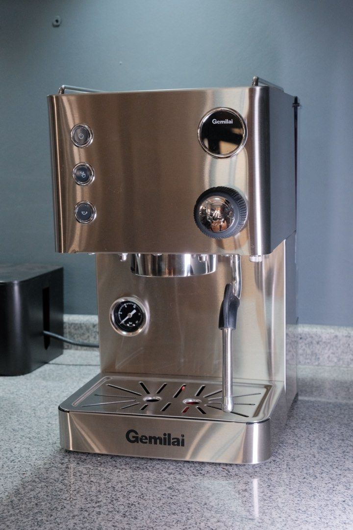 Gemilai CRM3007Z (Category: Coffee Machines & Makers) located in Quezon City. Submitted by k_____________ (Listing ID 1470936459, Image 2). Description: Selling Gemilai CRM3007Z Professional Semi-Auto Espresso Machine Dual Boiler with Adjustable OPV. -Srp: 25,599 -Selling it for only 15k (Selling it low para mabenta kaagad) -Bought May 2025 -Used only at home. -Well taken care off. I only used Rpavlis water for the water reserve. (Prevents scale 
