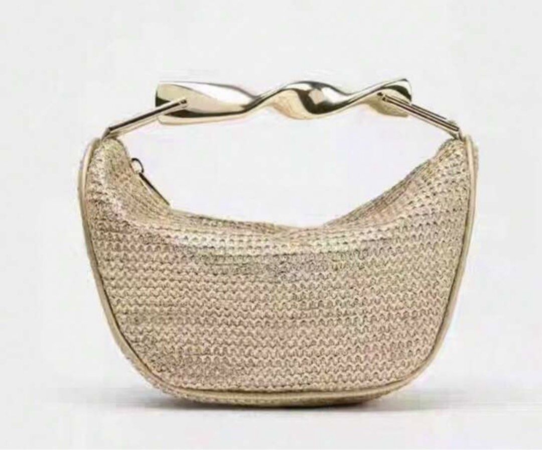 Gold bag with gold metal handle (Category: Clutches) located in Manila. Submitted by iloveclothesnmakeup444 (Listing ID 1470997746, Image 1). Description: Bought for 540 from shein No damages, never used Loc: Pasig MOD: Lalamove / J&T RFS: not my style.