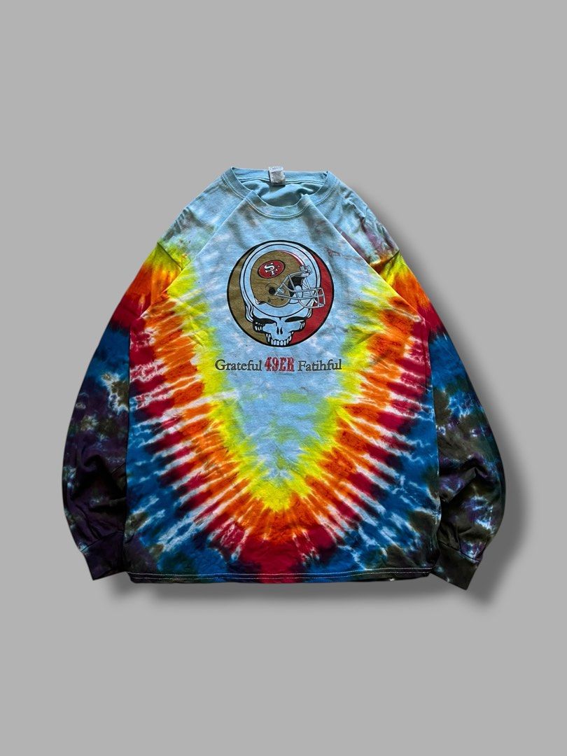 Grateful Dead x San Francisco 49ers (Category: Coats, Jackets and Outerwear) located in Cebu City. Submitted by dip.thrift (Listing ID 1471052714, Image 1). Description: Grateful Dead x San Francisco 49ers ▫️Gildan Tag ▫️Large (21.5x29) ▫️Issue: None ▫️Color Rate: 10/10 ▫️Condition: 10/10.
