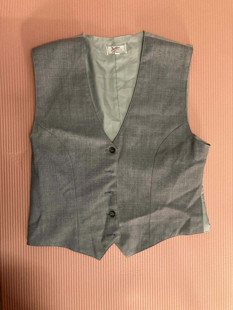 Gray Vest (Category: Coats, Jackets and Outerwear) located in Silang. Submitted by maria_erica61 (Listing ID 1471070070, Image 2). Description: 🩷 Sharp & Chic Tailoring! ✨ Elevate your look with this classic grey pinstripe vest—an absolute statement piece for that effortless smart-casual, dark academia, or corporate-chic vibe! Mode of delivery: Open to suggestions. 💌 Bargain is also available / Open to offers! Send a message to grab this cutie!