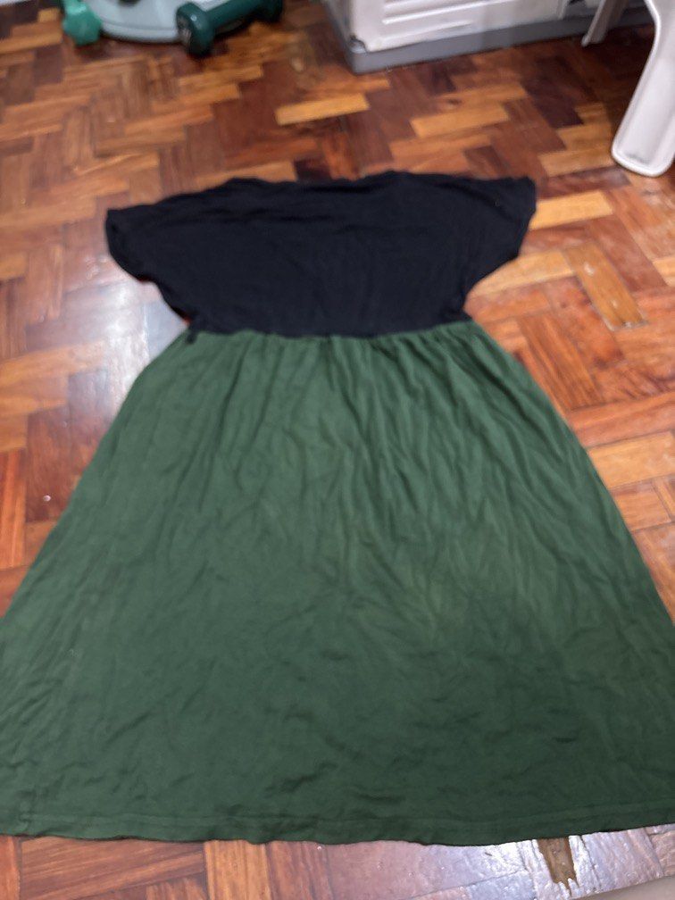 Green and black dress (Category: Dresses) located in Manila. Submitted by vintageaccessories (Listing ID 1470963997, Image 3). Description: .