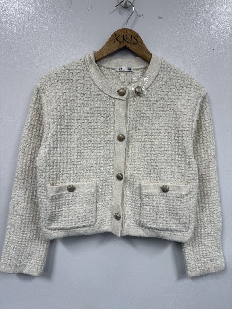 GU Double Pocket Knit short jacket (Category: Coats, Jackets and Outerwear) located in Angeles City. Submitted by queenromero (Listing ID 1471069796, Image 3). Description: width: 18.5" length: 19".