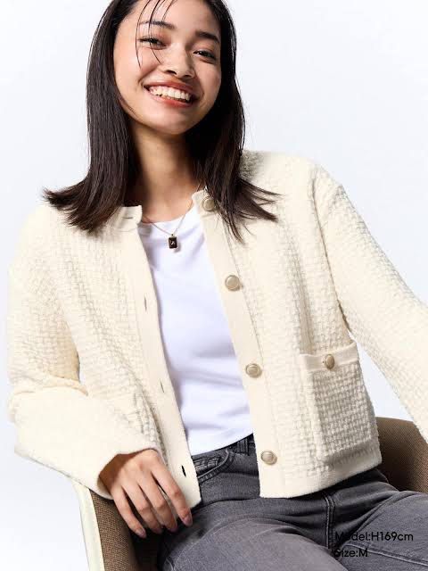 GU Double Pocket Knit short jacket (Category: Coats, Jackets and Outerwear) located in Angeles City. Submitted by queenromero (Listing ID 1471069796, Image 2). Description: width: 18.5" length: 19".
