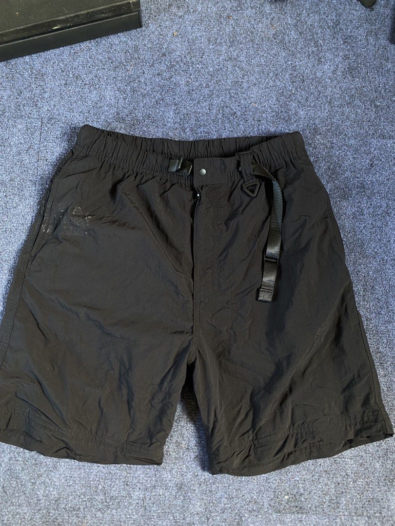 GU Utility Short Black Solid Condition (Category: Shorts) located in Manila. Submitted by online_selector (Listing ID 1470947938, Image 1). Description: .