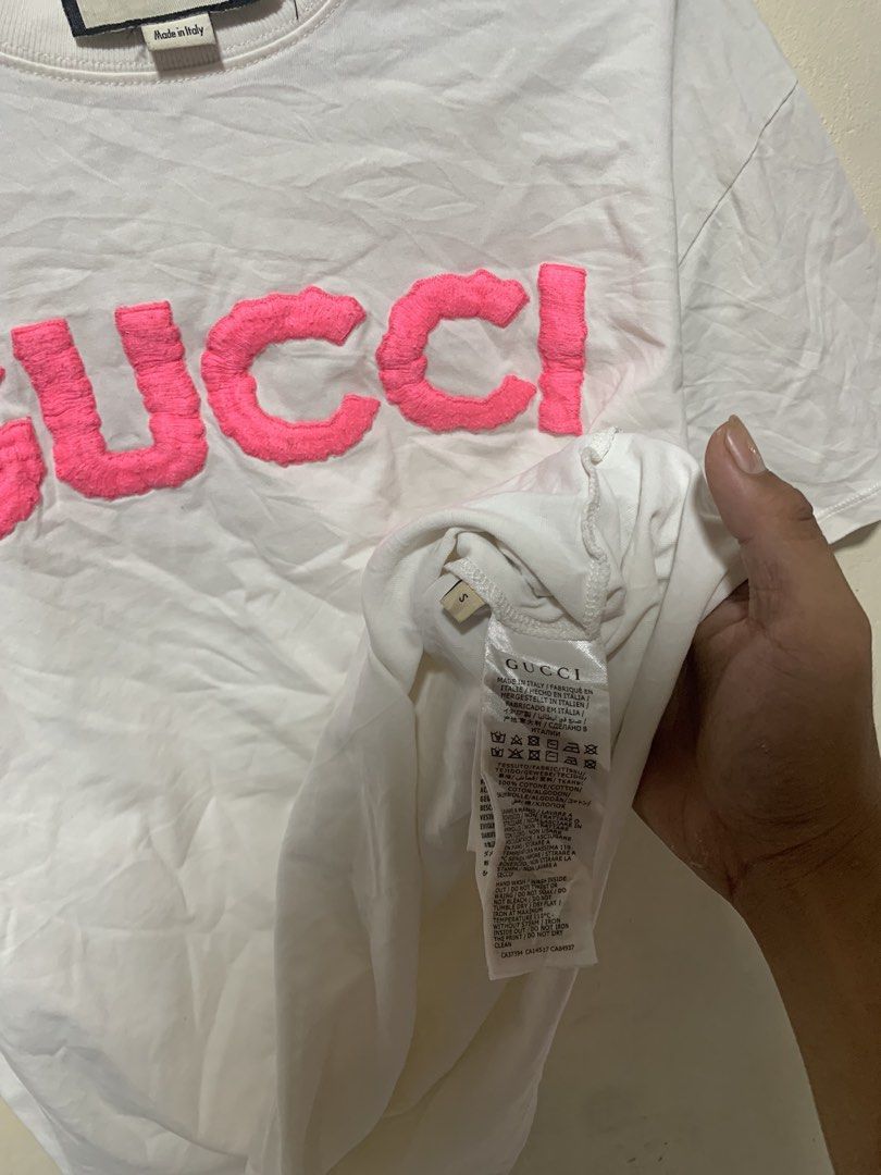 Gucci (Category: Luxury Apparel) located in Tarlac. Submitted by zain-zaniyah (Listing ID 1470993600, Image 3). Description: .
