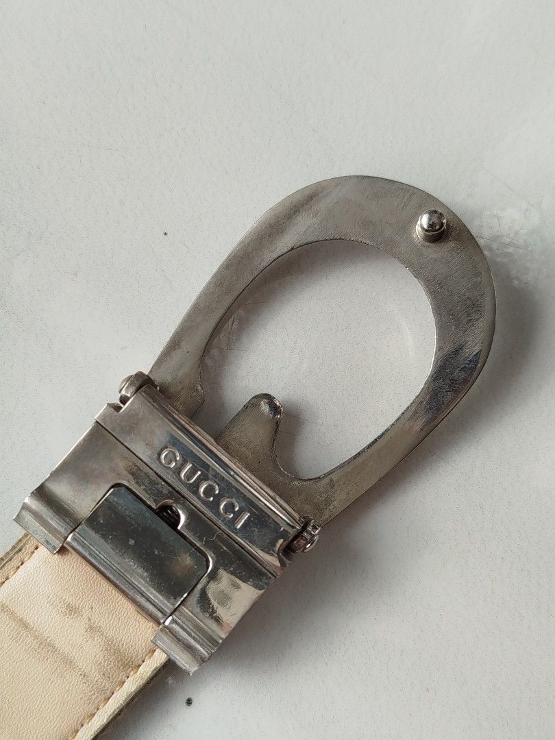 GUCCI BROWN GG MONOGRAM BELT (Category: Luxury Accessories) located in Bayombong. Submitted by Gentlemans_ClosEt (Listing ID 1470996271, Image 2). Description: GUCCI BROWN GG MONOGRAM BELT GUARANTEED AUTHENTIC WAISTLINE: 29-32 GOOD CONDITION MINOR SIGN OF USED.