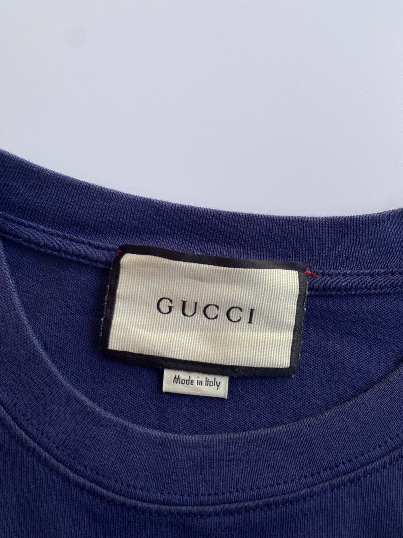 Gucci palm tree logo (Category: Tshirts & Polo Shirts ) located in Kalibo. Submitted by kurt_ismael (Listing ID 1470995897, Image 3). Description: Gucci palm tree logo Actual color: dark violet Width: 23 Length: 28 Excellent condition Color rate: 9.8/10 Issue: minor discoloration on right shoulder only (kindly check last pic) Still in presentable condition .
