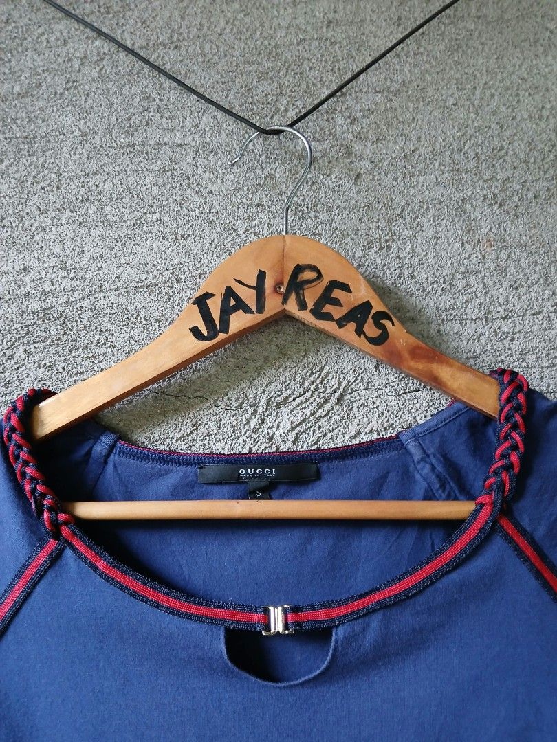 Gucci pre-owned 2000s web-stripe cut out blouse (Category: Luxury Apparel) located in Kananga. Submitted by jayreas1517 (Listing ID 1471052717, Image 2). Description: Gucci pre-owned 2000s web-stripe cut out blouse Size: S 0rig Width 15 Length 22.5 Excellent condition No issue Dm me 📩.