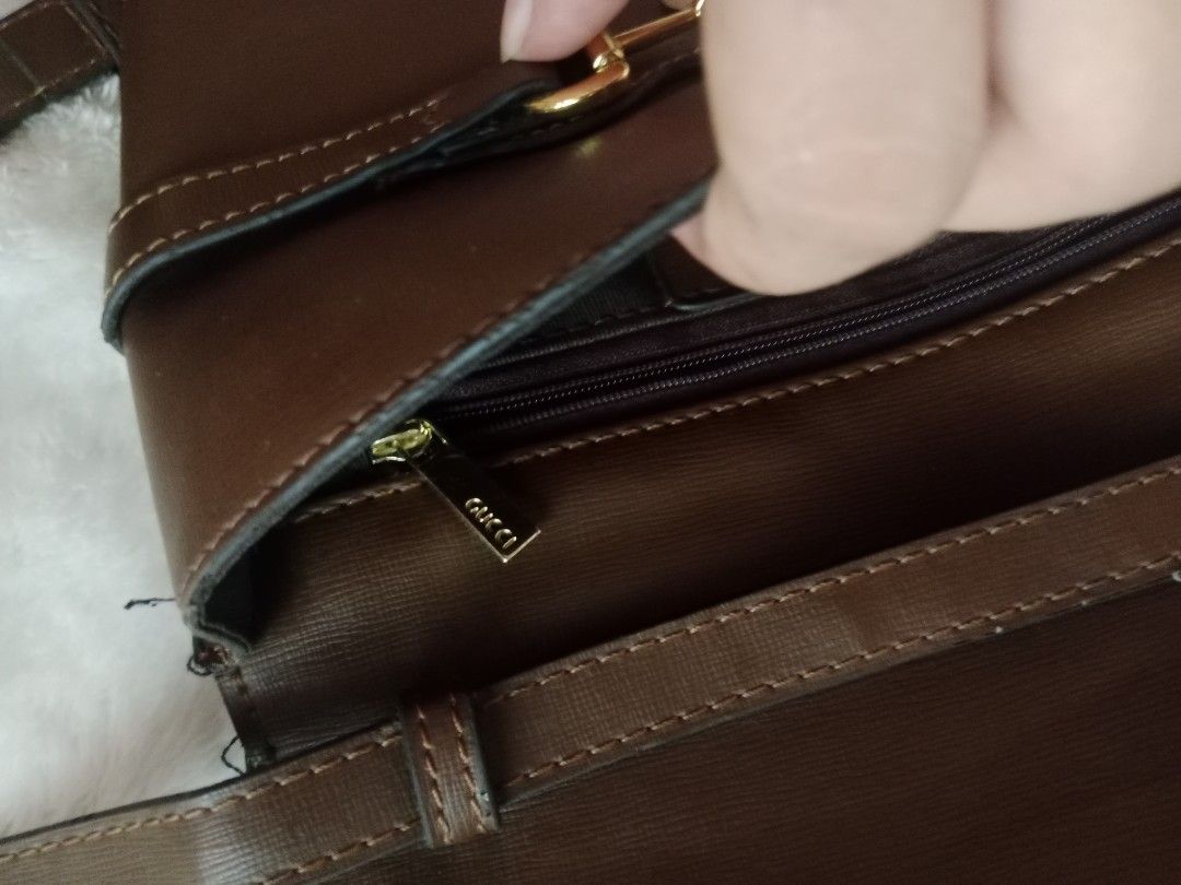 Gucci sling branded (Category: Announcements) located in Sual. Submitted by leana07 (Listing ID 1470937196, Image 3). Description: .
