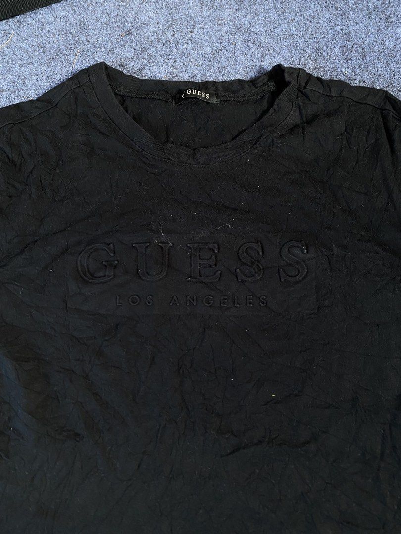 Guess T Shirt Embossed Logo Solid Condition (Category: Tshirts & Polo Shirts ) located in Manila. Submitted by online_selector (Listing ID 1470948196, Image 2). Description: .