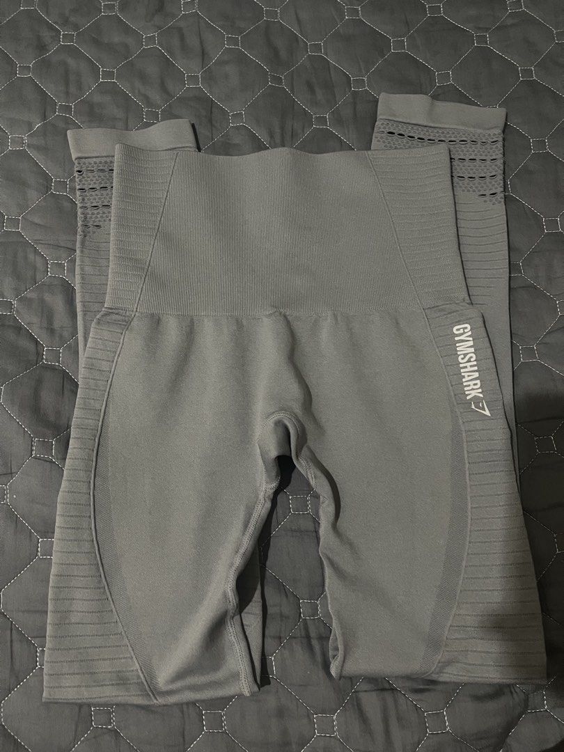 Gymshark Leggings (Category: Activewear) located in Minglanilla. Submitted by mi_jin (Listing ID 1471051862, Image 1). Description: .