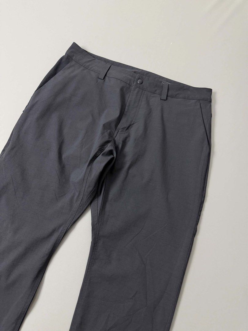 HAGLOFS TREKKING PANTS (Category: Jeans) located in Guagua. Submitted by sweetboyy (Listing ID 1471064216, Image 3). Description: HAGLOFS TREKKING PANTS EXCELLENT CONDITION SIZE XLARGE ON TAG DIMES: WAISTLINE 36 / LENGTH 40 / LEG OPENING 7.