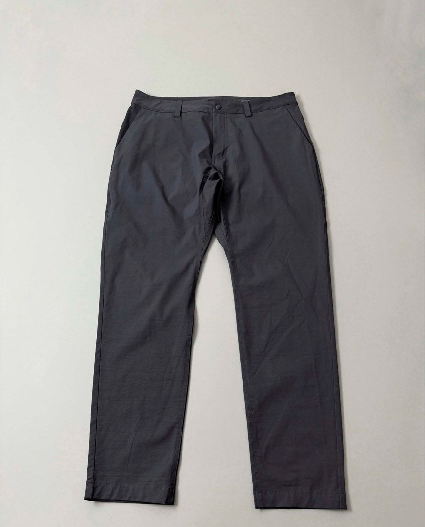 HAGLOFS TREKKING PANTS (Category: Jeans) located in Guagua. Submitted by sweetboyy (Listing ID 1471064216, Image 1). Description: HAGLOFS TREKKING PANTS EXCELLENT CONDITION SIZE XLARGE ON TAG DIMES: WAISTLINE 36 / LENGTH 40 / LEG OPENING 7.