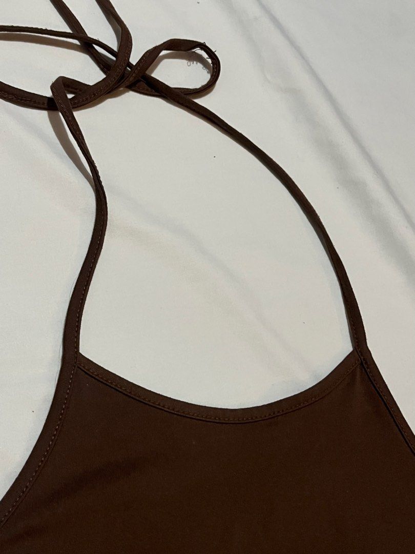 Halter top Shein (Category: Sleeveless) located in Manila. Submitted by oaxph (Listing ID 1471089850, Image 2). Description: Dm for more info.