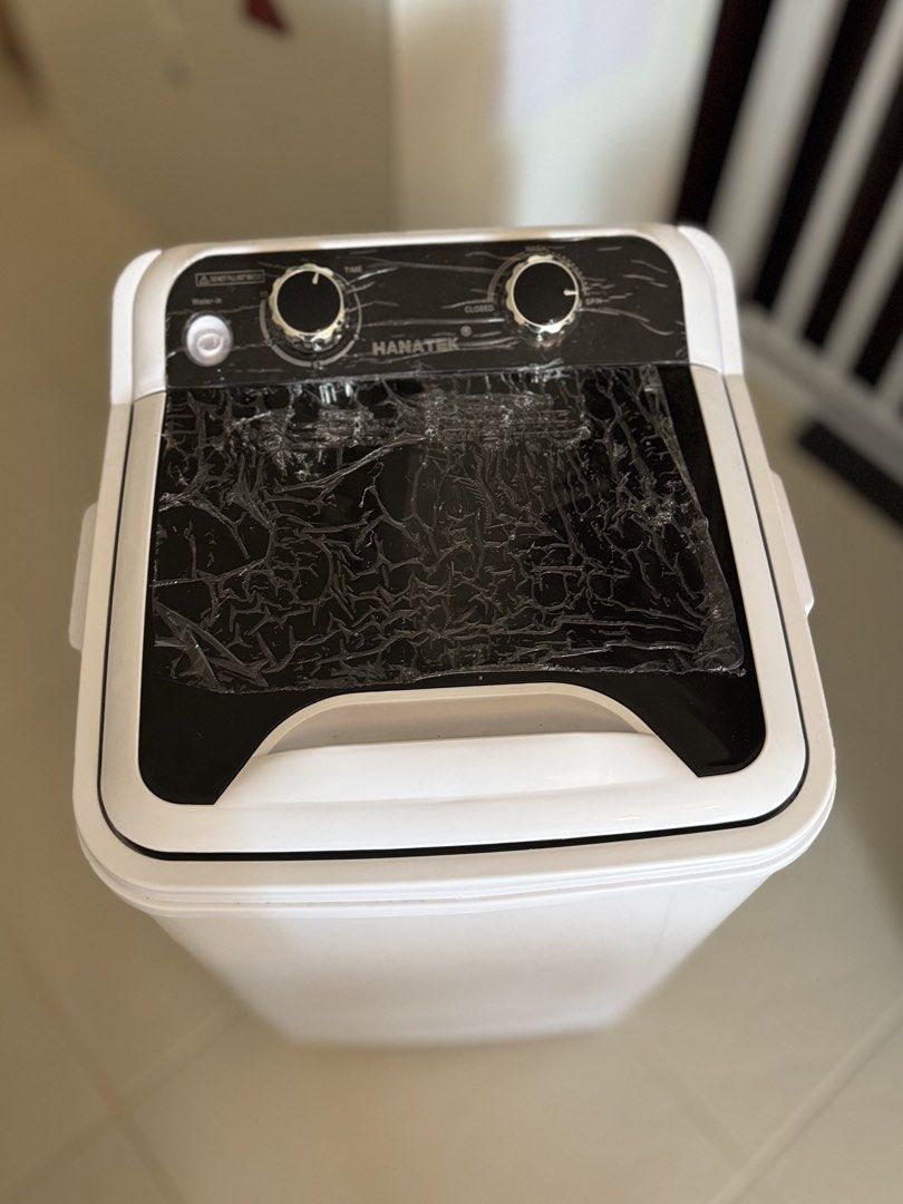 Hanatek Portable Mini Washing Machine (Category: Washing Machines and Dryers) located in Muntinlupa City. Submitted by chmlvlla0902 (Listing ID 1471085116, Image 2). Description: slighty negotiable 3x only to wash baby’s clothes free laundry detergent delivery or pick up at: 📍Muntinlupa City .