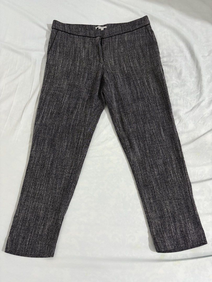 H&M Black White Tweed Pattern Trousers Size US 8 (Category: Jeans) located in Manila. Submitted by coolphoenix_f1e702 (Listing ID 1471015553, Image 1). Description: - Brand: H&M - Style: Black and white tweed patterned trousers - Size: US 8 / EUR 38 / CN 165/72A - Material: 73% polyester, 26% viscose, 1% elastane (Pocket lining: 80% polyester, 20% cotton) - Details: Solid structured waistband with stylish dark piping - Condition: Clean, excellent