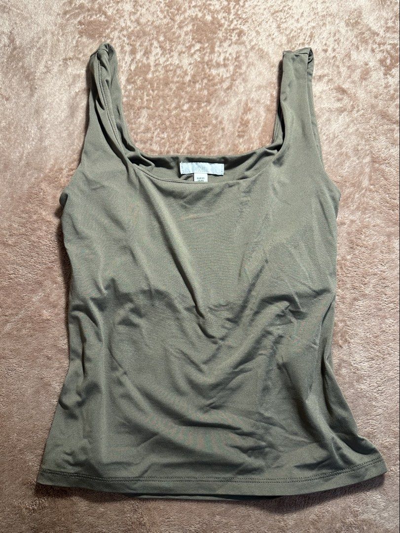 H&M BROWN SANDO (Category: Sleeveless) located in Cavite. Submitted by prelovedbyreluv (Listing ID 1471078618, Image 1). Description: .