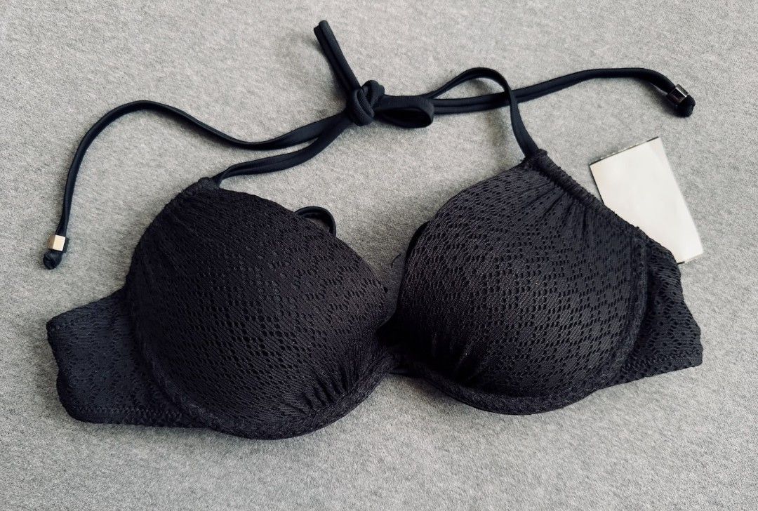 H&M swimwear top pushup 34a (Category: Bikinis & Swimsuits) located in Llanera. Submitted by expresclothing (Listing ID 1471065122, Image 2). Description: .