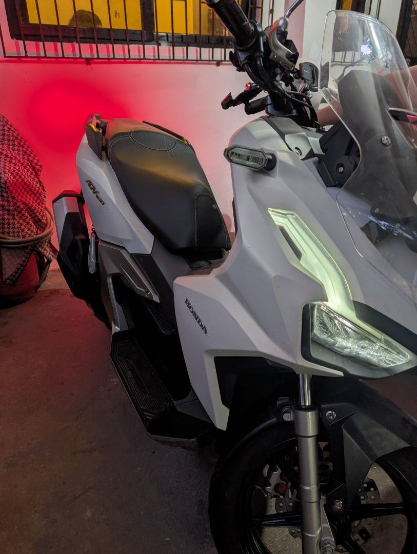 Honda ADV 160 2023 (Category: Motorbikes for Sale) located in Paranaque City. Submitted by player0910 (Listing ID 1470946830, Image 3). Description: For Sale Only ADV 160 HSTC 2023 2025 acquired 12k ODO All stock Engine Complete Orig Papers ako mismo first owner Registered until 2029 1 remote key with code only RCB Brake Lever RCB Caliper RCB Mags Firelli Tires Issue may mga gasgas lang bukod don wala na 120k pass po muna sa buy and sell na barat