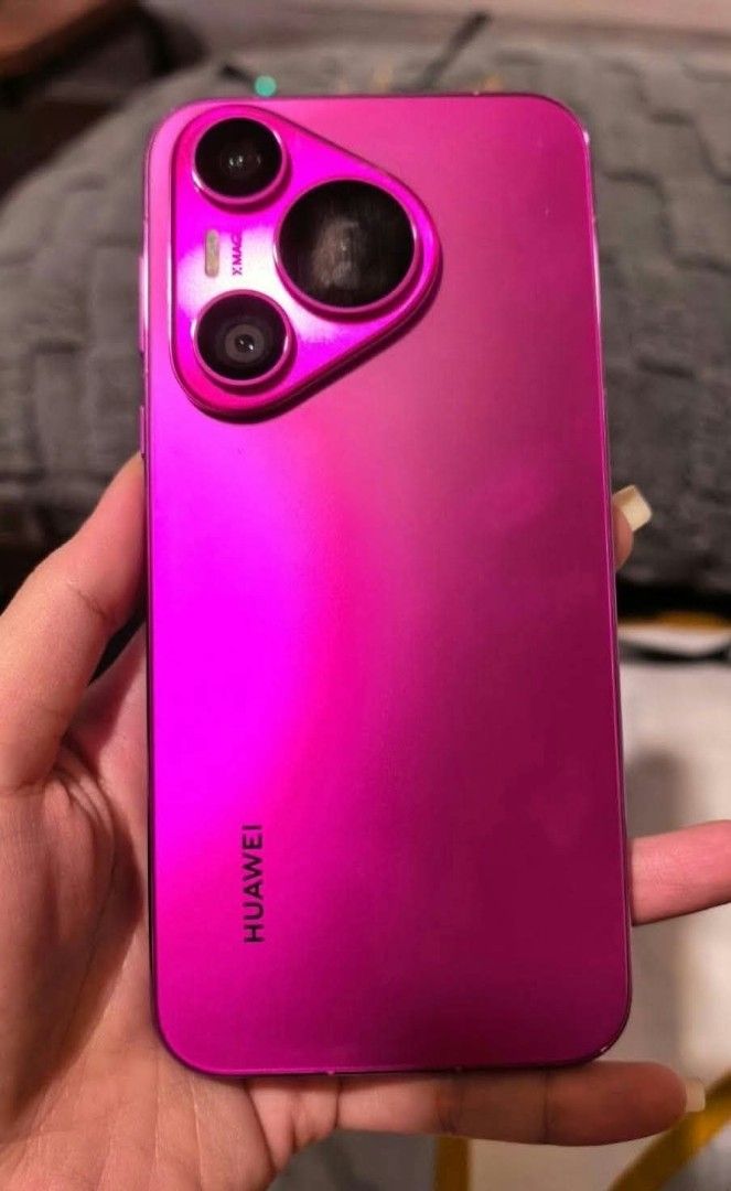 Huawei Pura70 (Category: Huawei) located in Manila. Submitted by crosslegse18380 (Listing ID 1471003884, Image 1). Description: For Sale : Huawei Pura70 - 16500 (slightly negotiable) - Unit and casing only - Lady owned - still smooth and good as new,no scratches still makinis, just change the tempered glass! - RFS : change unit.