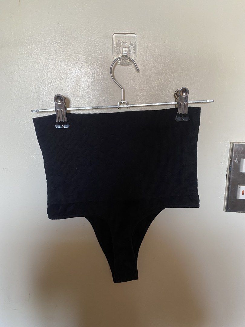 Hw thong s/m sale1 (Category: Undergarments & Loungewear) located in Baguio. Submitted by buyforless_2600 (Listing ID 1470937713, Image 2). Description: .
