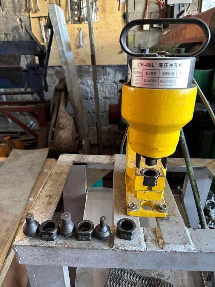 Hydraulic Punching Machine (Category: Construction Tools & Equipment) located in Valenzuela. Submitted by vjane0318 (Listing ID 1471047197, Image 2). Description: Looking for a Hydraulic Punching Machine ? Send message for inquires. .