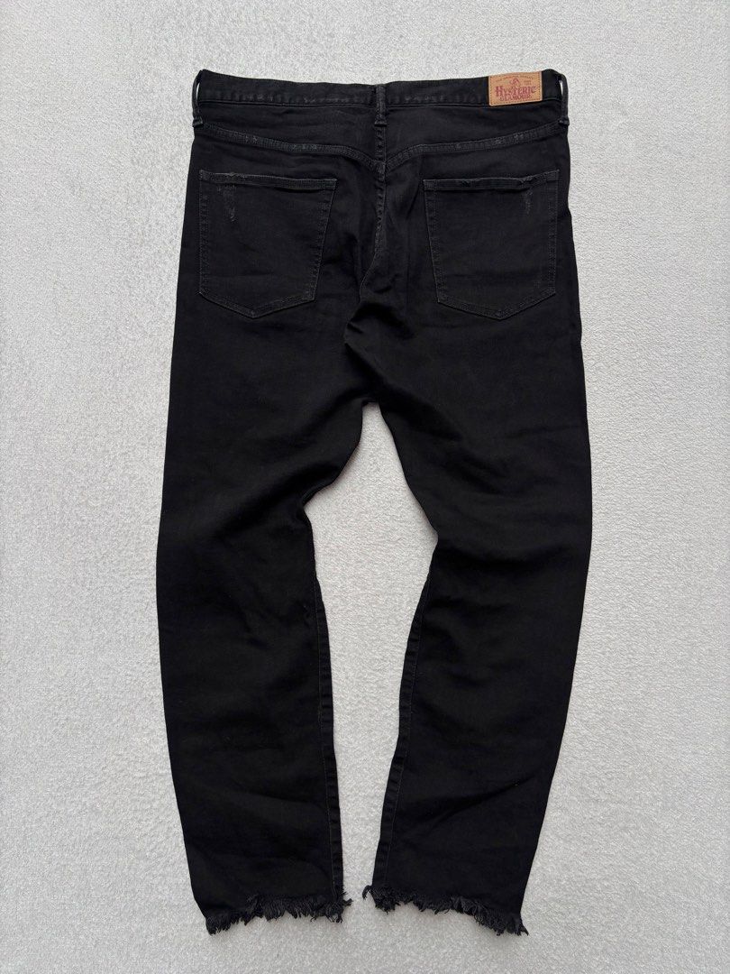 Hysteric Glamour Distressed Denim Jeans (Category: Jeans) located in Baguio. Submitted by thecollector2600 (Listing ID 1470944600, Image 2). Description: Waist -33” Length-38” .