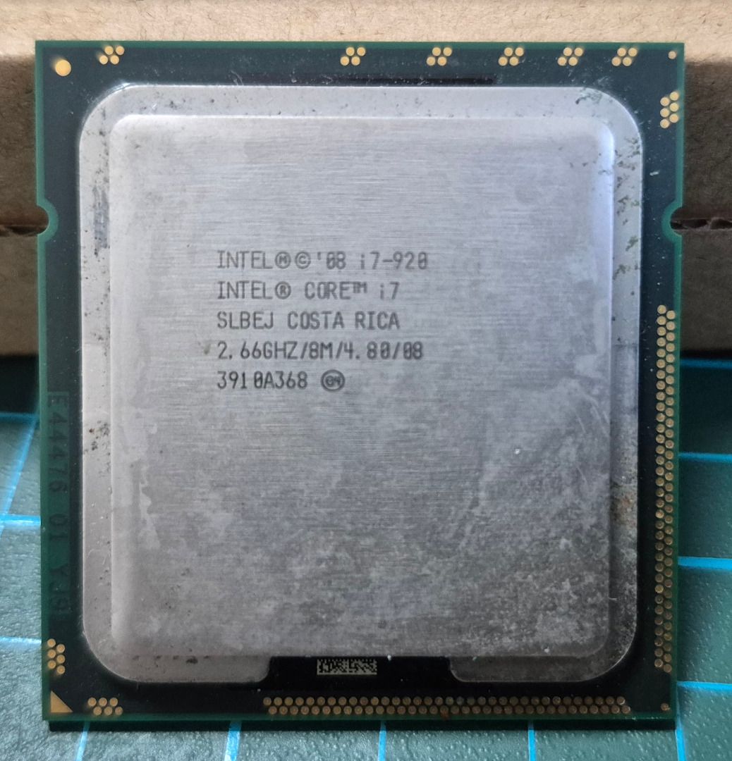 Intel Core i7-920 Processor (Category: Computer Parts) located in Singapore. Submitted by ledmirage (Listing ID 1471015664, Image 1). Description: - Processor: Intel Core i7-920 - Condition: Pulled from a working system; pins are clean.