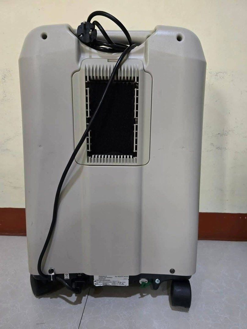 Invacare Oxygen Concentrator (Category: Medical Supplies & Tools) located in Manila. Submitted by calmdolphin.87b0e4 (Listing ID 1470954675, Image 3). Description: - Brand: Invacare Medical Oxygen Concentrator - Condition: Barely used with very low operating hours on the meter - Features: Standard flow meter, front panel controls, and rear filter access with attached power cable - Inclusions: Brand new, unused accessories and tubing sealed in pla
