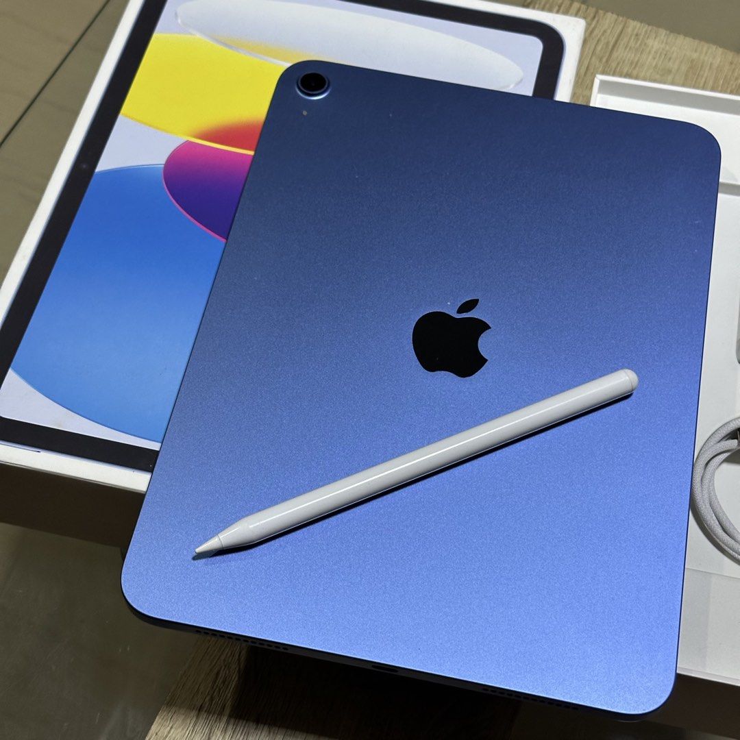 iPad A16 w/ Pen Under Warranty (Category: iPad) located in Manila. Submitted by yunnn7104 (Listing ID 1471091370, Image 2). Description: iPad 11th Gen (A16) 128GB WiFi no issue/all functions working no history of repair/all parts original touch id, true tone, etc all working 91 battery health under warranty till Dec 2026 in very good condition (see pics) 21,990 fix inclusions: unit, orig box, pen (not apple), and orig charger Makati city, can do 