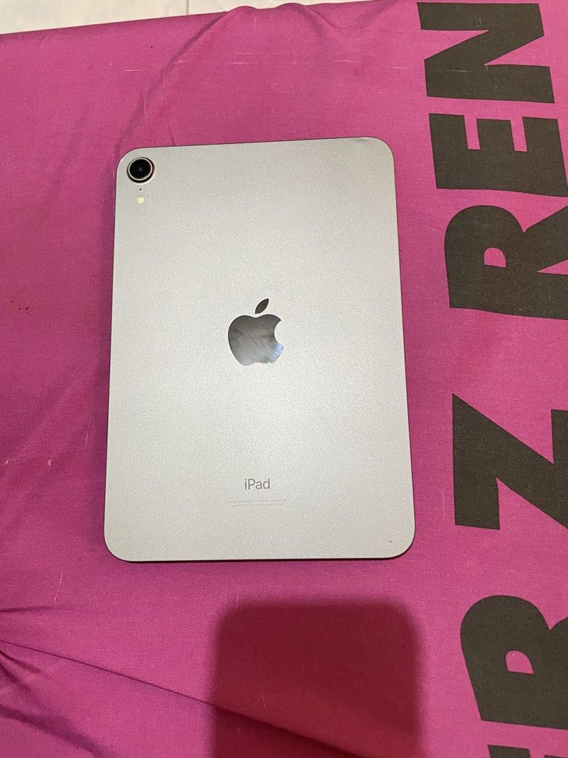 IPAD MINI 6 - 64GB (Category: iPad) located in Manila. Submitted by silverstar.fe6355 (Listing ID 1471119244, Image 2). Description: Ipad mini 6 64gb No charger and box With case .