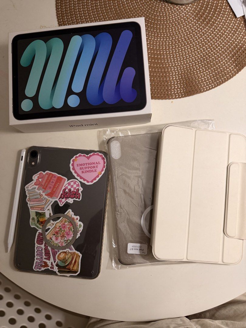 iPad mini 6th Gen 64GB Wi-Fi (Category: iPad) located in Bacoor. Submitted by missleahloy (Listing ID 1471029677, Image 1). Description: iPad mini 6th Gen 64GB Wi-Fi | ₱18,000 Negotiable Selling my iPad mini 6th Generation, 64GB, Wi-Fi only. Purchased from Power Mac Center for ₱31,687.50. Original receipt available. Inclusions: * Original box and charging cable * Paperlike matte screen protector (anti-glare, paper-like feel for reading and stylus