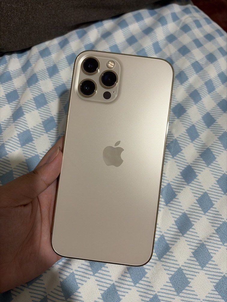 Iphone 12 pro max (Category: iPhone 12 Series) located in Manila. Submitted by sujipoj (Listing ID 1470985664, Image 1). Description: no to sensi buyers.