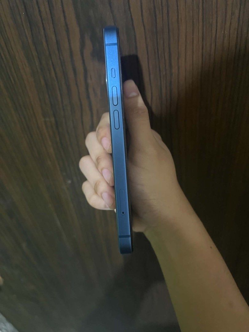 Iphone 13 512gb Blue (Category: iPhone 13 Series) located in Caloocan City. Submitted by mary_444 (Listing ID 1471045992, Image 3). Description: Iphone 13 512gb (blue) no issue Already 5G Unli Reset No Sim restriction Face id Truetone Makinis camera 0.5 cinematic Volume up and down silent mode original battery 83% lcd gx oled unit cord case Meet up only - delivery add gas only.