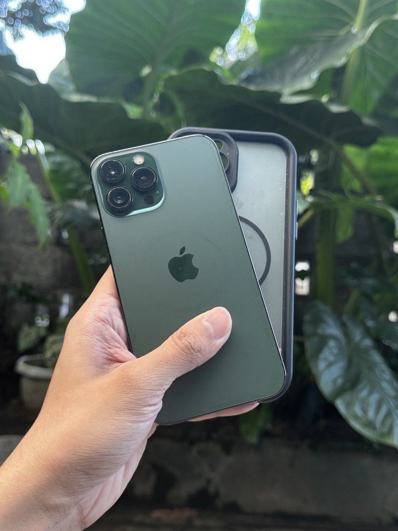 Iphone 13 Pro Max 512gb (Category: iPhone 13 Series) located in Marikina City. Submitted by lucky.robbry (Listing ID 1470934692, Image 1). Description: Iphone 13 Pro Max 512GB Openline 76% Bh Check photos for details 23,000 Open for swap to IOS (Iphone / Ipad) Unit & Case only meetup : Marikina, San Mateo or Bayan.