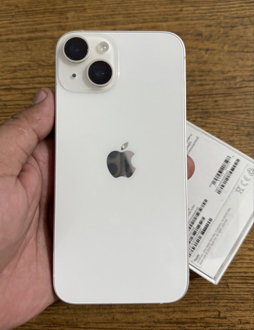 iPhone 14 128GB any sim / openline (Category: iPhone 14 Series) located in Manila. Submitted by noah4short (Listing ID 1471099629, Image 2). Description: For sale ❗️ iPhone 14 128GB Openline Price 19,500 fixed No issue no issue no issue True tone working Face id working 92BH (super kunat ng battery) No history of repair ZP variant/local variant Purchase from apple store Inclusion : orig box same serial with phone and orig charger Dm me for more d
