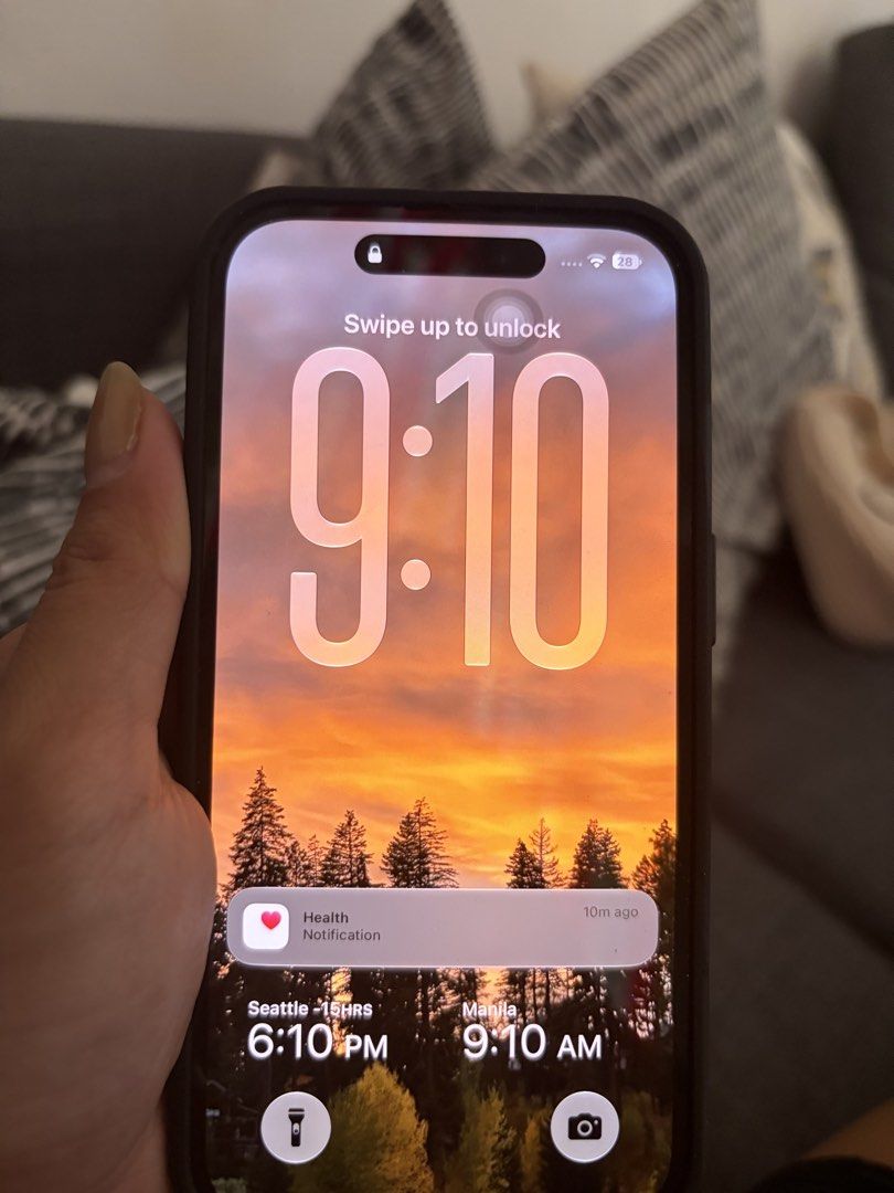 Iphone 14PRO 256GB (Category: iPhone 14 Series) located in Quezon City. Submitted by jobelleb18 (Listing ID 1470972560, Image 1). Description: PLEASE READ BEFORE SENDING A CHAT: Iphone 14 pro 256GB Deep purple Ios 27.0.1 76% battery health LCD and cameras are WORKING WELL. Issue: may crack yung back part ng phone and light scratch sa harap No box. Not in a rush so no to tawad. Tawad = dedma Meet ups only! I don’t do Lalamove. Wag po tayo manloko 