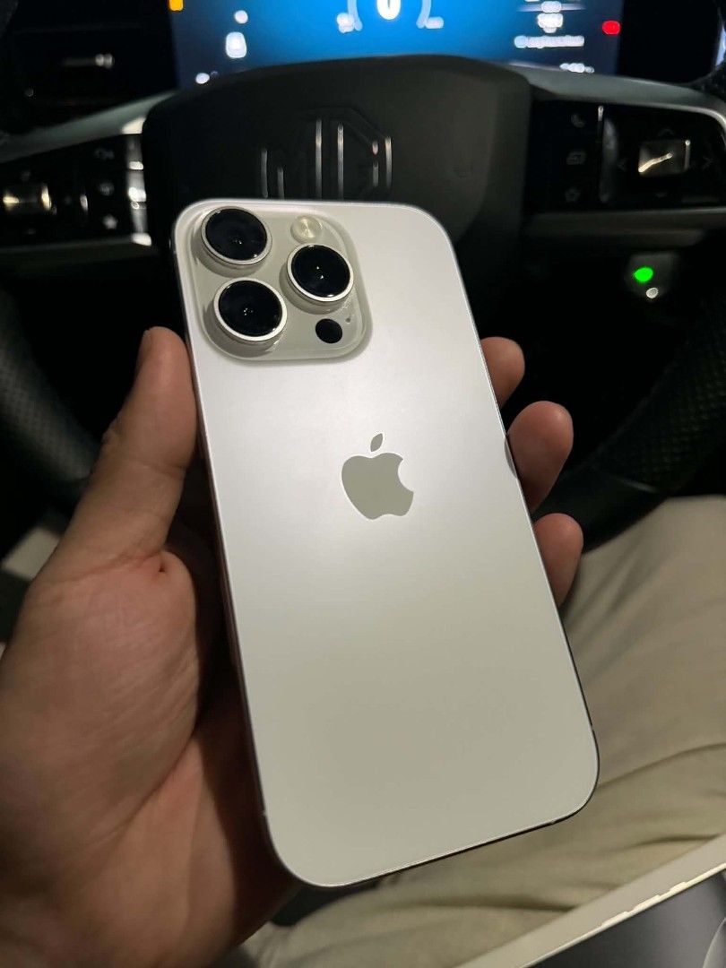 iPhone 16 Pro 128GB Brandnew Condition (Category: iPhone 16 Series) located in Caloocan City. Submitted by _jobert_ (Listing ID 1471022439, Image 3). Description: For Sale/ Swap iPhone 16 Pro 128GB White Brandnew Condition, low ballers will not be entertained. -ZP/A -NTC -87BH -F.U Anysim -NO ISSUE -Lady owned Inclusions Box, Case, Chord, Tempered, Receipt 37k Selling nego Swapping is higher than selling Malabon Location.