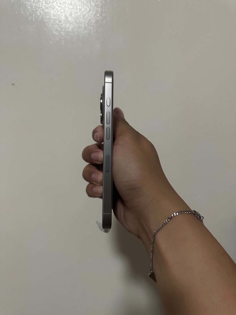 iPhone 16 Pro (Category: iPhone 16 Series) located in Las Pinas. Submitted by kebmolina26116 (Listing ID 1471089928, Image 3). Description: HELPING A FRIEND For sale only 🥶 Selling it for 38,999only ‼️ for pick up only Las Piñas Iphone 16 Pro “ Natural Titanium “ In Pristine Condition ‼️ 128 gb 81% Battery health ( original/not replaced/not boosted ) No history of repair/replacements Face ID working Factory Unlocked NTC Approved ( ZP/A Variant )