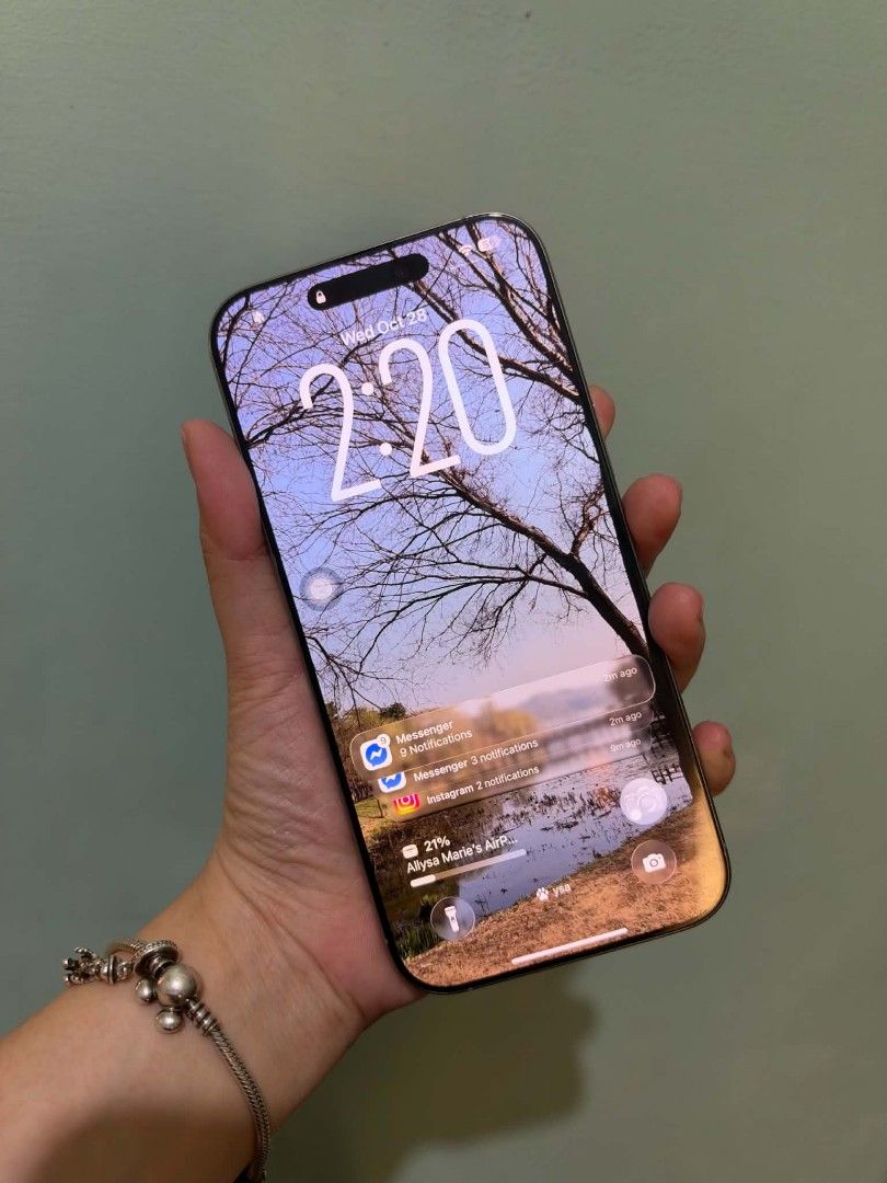 IPHONE 16 PRO MAX 1B 87% BATT HEALTH (Category: iPhone 16 Series) located in Manila. Submitted by araarenas179210 (Listing ID 1470940224, Image 1). Description: - Model: iPhone 16 Pro Max - Storage: 1TB - Color: Natural Titanium - Battery Health: 87% - Condition: Well-maintained, clean screen and body - Meetup Location: Mitsukoshi BGC, Taguig.
