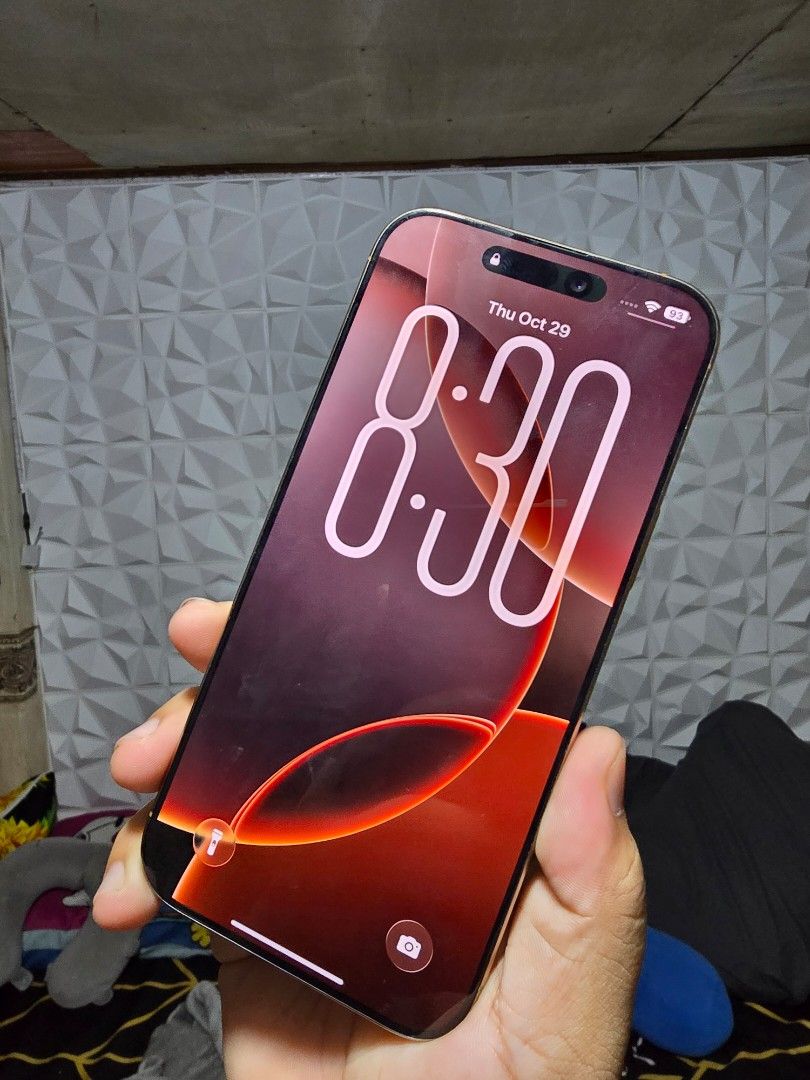 iPhone 16 Pro Max 256Gb | 89% BH (Category: iPhone 16 Series) located in Caloocan City. Submitted by bon183 (Listing ID 1470987225, Image 3). Description: For sale only, fixed price. IPHONE 16 PRO MAX 256GB | Desert Titanium | 89% BH •Local purchased & Openline •All buttons & true tone working •Some scratch only on screen •No repair history •With box & case only 📍South caloocan area.