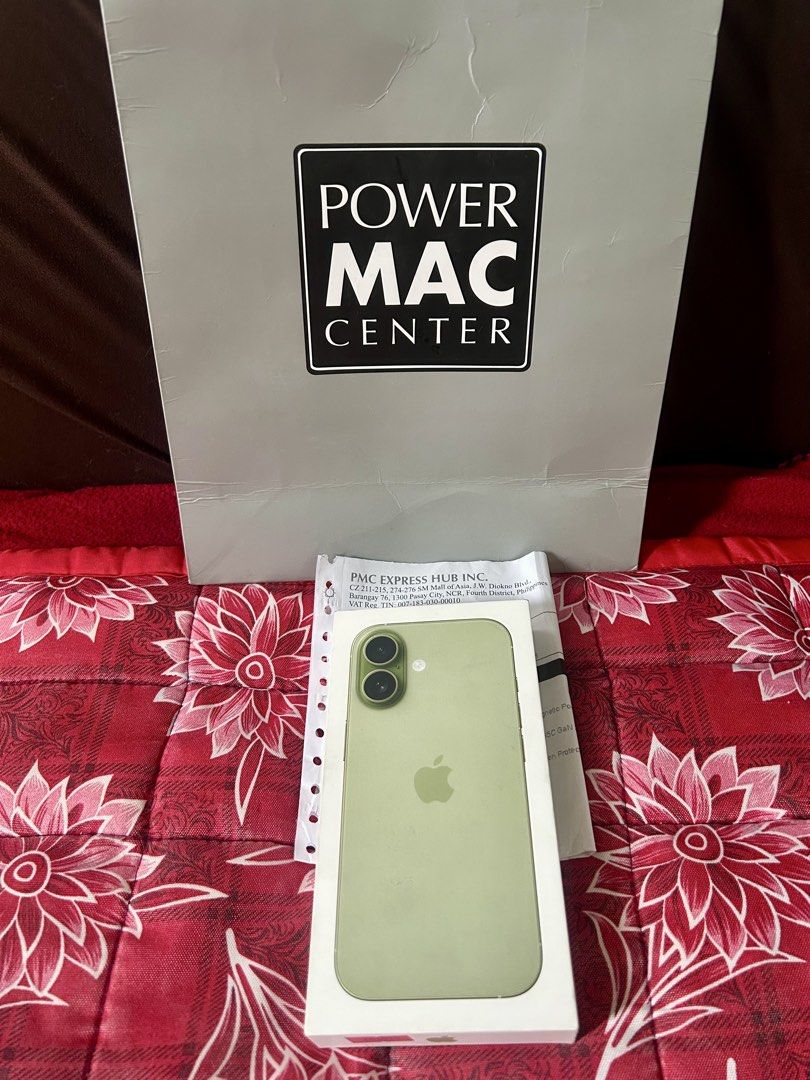 iPhone 17 256GB Sage SEALED (Category: iPhone 17 Series) located in Pasay City. Submitted by r.jadey (Listing ID 1470977613, Image 1). Description: - Model: Apple iPhone 17 - Storage: 256GB - Color: Sage Green - Condition: Factory sealed, brand new, unopened - Purchased locally at Power Mac Center - Inclusions: Original PMC paper bag and official store receipt included.