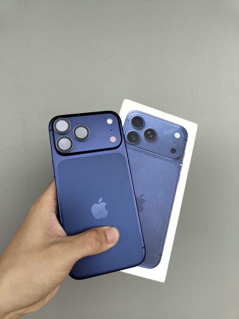 iPhone 17 Pro Max Brandnew Condition! (Category: iPhone 17 Series) located in Caloocan City. Submitted by _jobert_ (Listing ID 1471021829, Image 1). Description: For Sale/ Swap iPhone 17 Pro Max 256GB Deep Blue Brandnew Condition, low ballers will not be entertained. Quick specs: -X/A -NTC -99BH (139 cc) -F.U Anysim -100% MAKINIS no dents/ Scratches -Warranty til June 2027 -NO ISSUE Inclusions: -Box -Case -Chord -Tempered -Camera Lens Protector 6