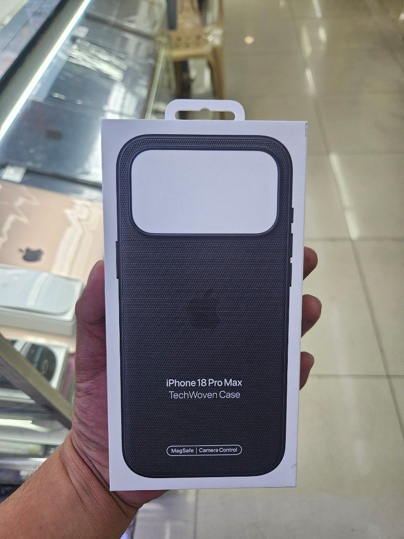 Iphone 18 pro Max Original case techwoven case Burgandy/Black Color available (Category: Other Mobile & Gadget Accessories) located in Pasay City. Submitted by son_castor (Listing ID 1470961105, Image 2). Description: Original case for 18 pro max sealed and neverbeen used sure legit and autentic genuine item.