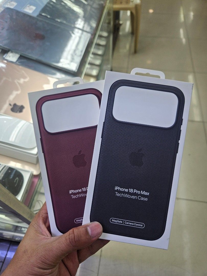 Iphone 18 pro Max Original case techwoven case Burgandy/Black Color available (Category: Other Mobile & Gadget Accessories) located in Pasay City. Submitted by son_castor (Listing ID 1470961105, Image 3). Description: Original case for 18 pro max sealed and neverbeen used sure legit and autentic genuine item.