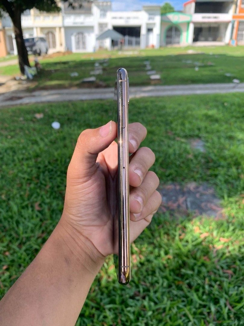 Iphone xsmax 256gb (Category: iPhone X Series) located in San Jose del Monte. Submitted by ryangadjets_5426a4 (Listing ID 1470968377, Image 3). Description: Seeling my pre onwed iphone XSMAX 256GB 83batt original not boosted Face id truetone working Any sim pwede Factory reset No issue no history of repair 8850 unli test sa meet place.