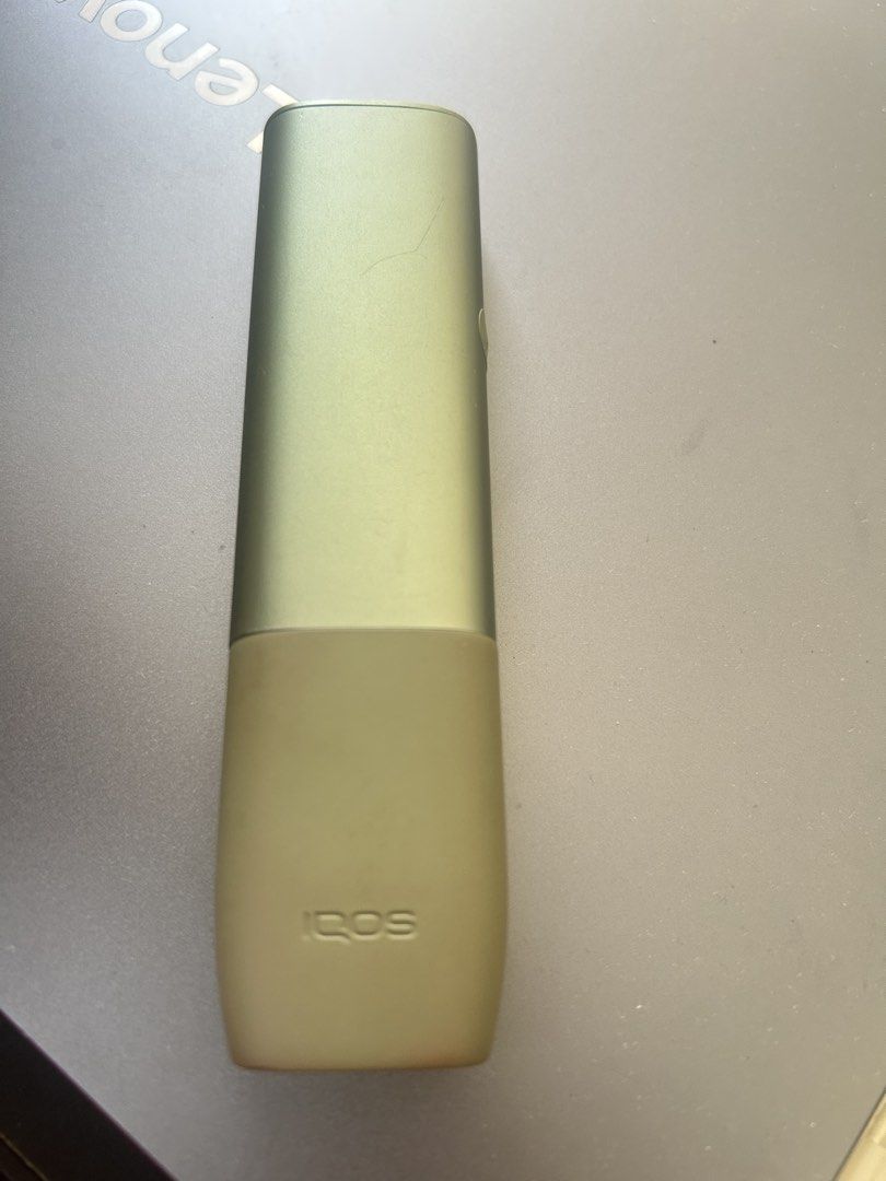 iQOS Iluma One - Green (Category: Other Gadgets) located in Quezon City. Submitted by declutterwithsandy (Listing ID 1471083965, Image 1). Description: No box Rfs: QUICK SMOKING FOR THE LAST TIME 🌝.
