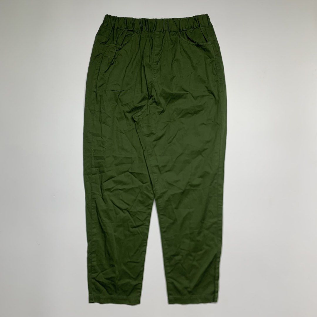 Issey miyake plantation - pants (Category: Trousers) located in Manila. Submitted by shottas_21 (Listing ID 1471033922, Image 1). Description: Issey miyake plantation - pants SIZE - Medium CONDITION - 9/10 Made in Japan WAIST - 28 to 36 stretchable INSEAM - 25.5” LEG OPENING - 6.5” FRONT RISE - 14” THIGH - 13” LENGTH - 37”.