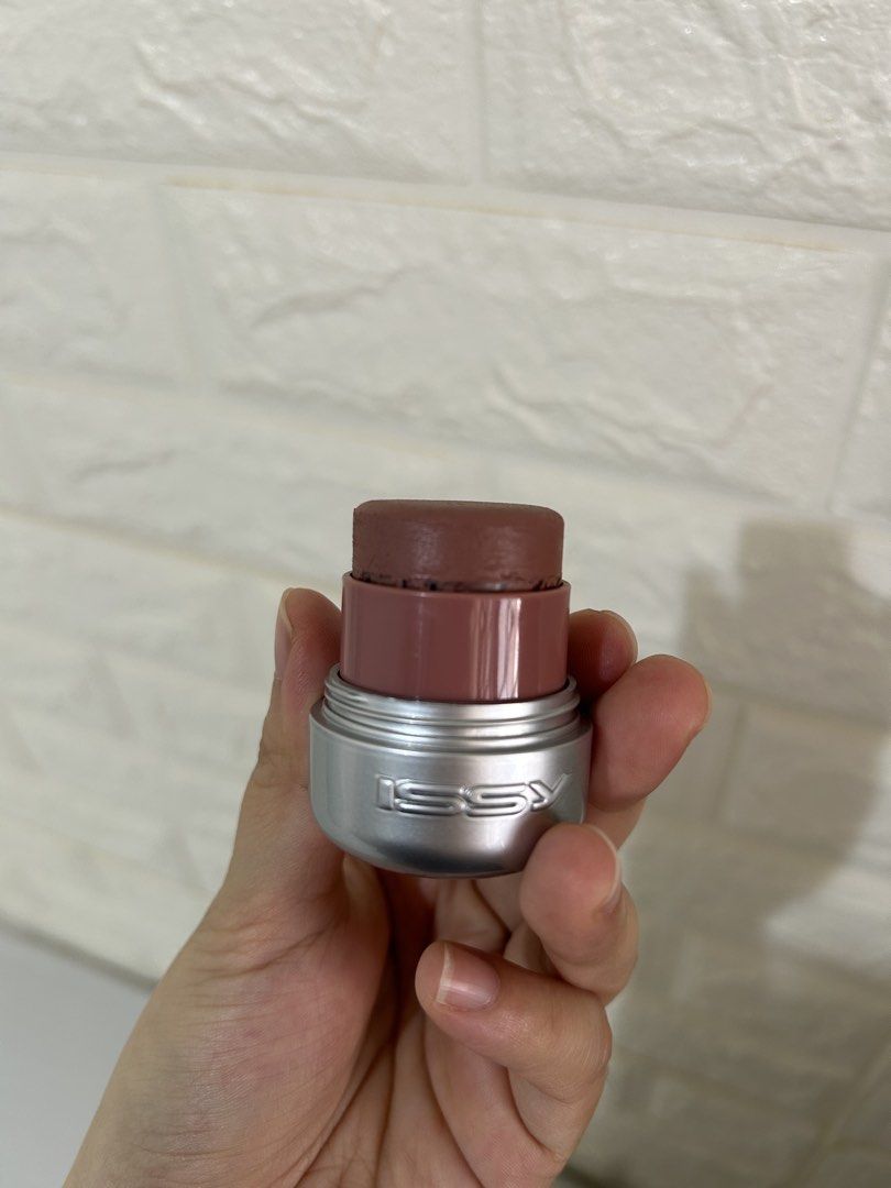Issy Creme Blush Cowgirl (Category: Makeup) located in Batangas. Submitted by dusclutter (Listing ID 1470975485, Image 3). Description: RFS: decluttering, dont reach for it as much Loc: sto tomas batangas Shipping c/o buyer.